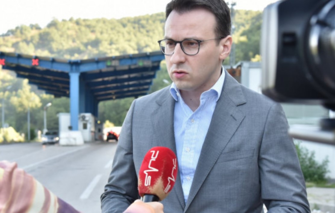 Kosova i thotë sërish jo Petkoviqit, ky i fundit kthehet prapa nga kufiri