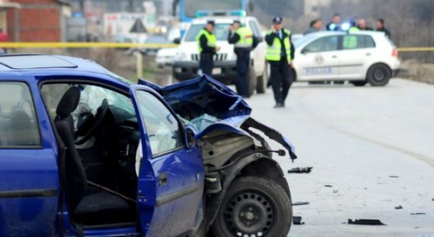 Vdes një nga të aksidentuarit në rrugën Mitrovicë – Skënderaj