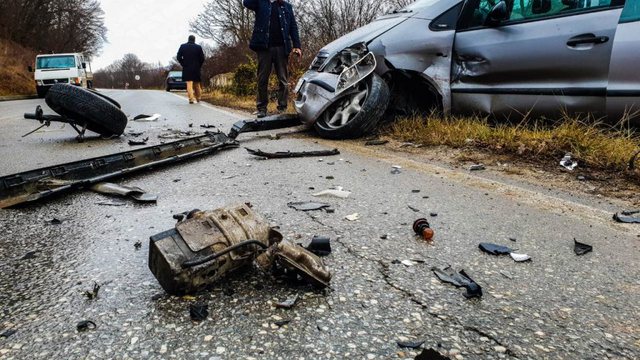 75 aksidente në 24 orët e fundit në Kosovë – dy me fatalitet, policia shqipton mbi 2,100 gjoba