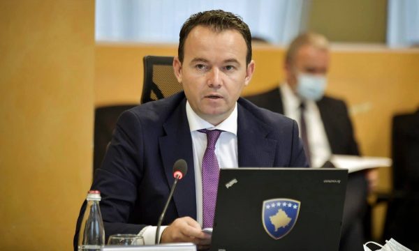 Mbyllja e Klan Kosovës, Faton Peci: Liria e shprehjes është e garantuar me Kushtetutë