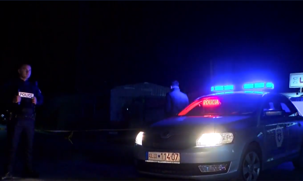 Tragjedi në rrugën Mitrovicë-Prishtinë: Një grua goditet nga vetura, vdes në vend
