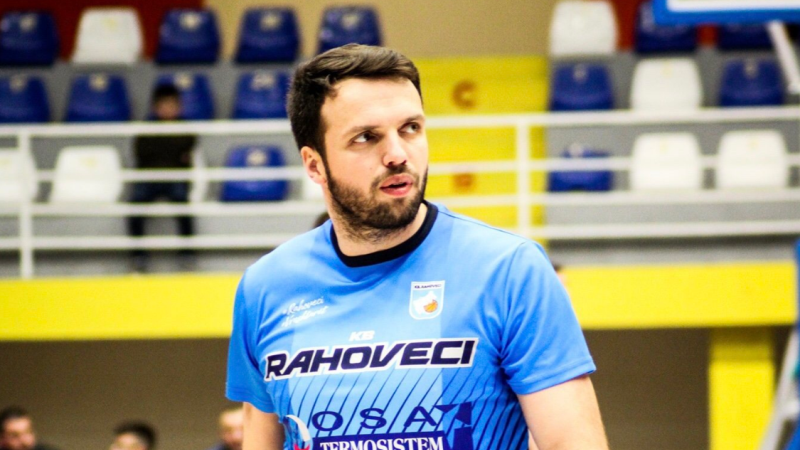 Alban Veseli “tradhton” për herë të dytë KB Rahovecin, arrin marrëveshje me këtë skuadër