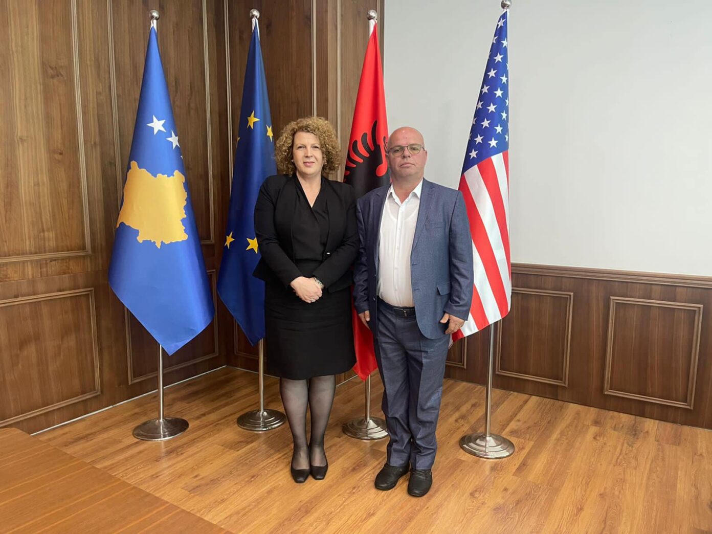 Latifi takohet me ministren Hajdari, sigurohen 1.5 milionë euro për Parkun Industrial të Opterushës