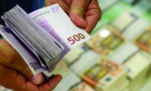 Identifikohet e dyshuara që vodhi 30 mijë euro në Prizren