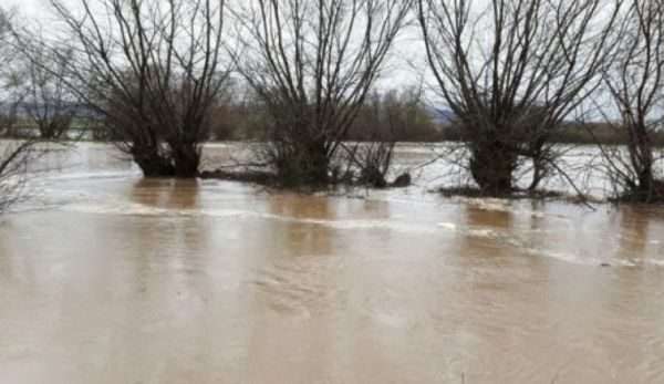 Vërshime të mëdha në Pakashticë të Podujevës