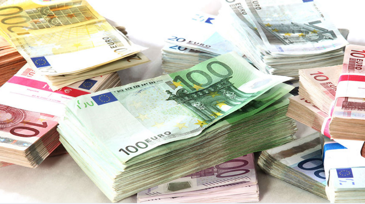 Policia ia konfiskon një shtetasi serb mbi 30 mijë euro të padeklaruara