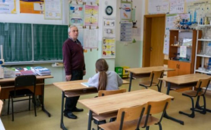 Klasa në një shkollë të Prishtinës me vetëm një nxënës