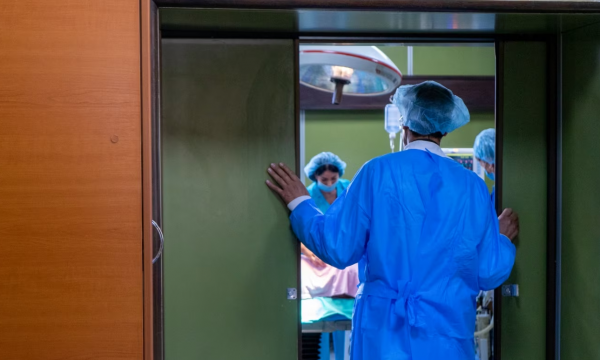 Shumë kirurgë, pak anesteziolog – ngecin punët në QKUK