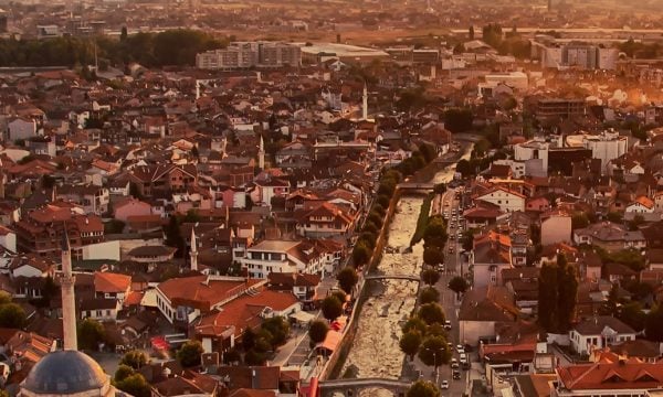 Me pamje magjepsëse nga Prizreni, Parlamenti Evropian uron liberalizimin e vizave për kosovarët