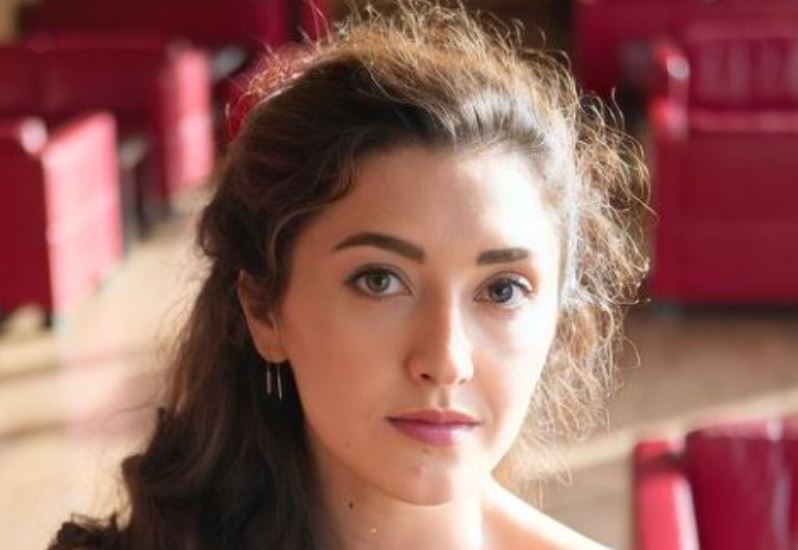 Mediet franceze shkruajnë për debutimin madhështor të sopranos kosovare në Paris