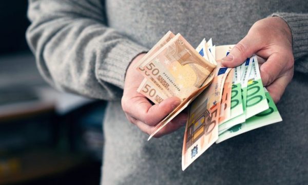 Biznesmeni i njohur nga Kosova bën thirrje: Kërkohen punëtorë me paga mbi 600 euro