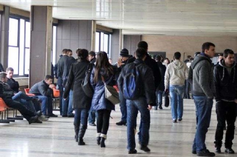 Lista e studentëve dhe nxënësve përfitues të bursës komunale në Rahovec