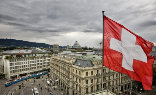 Vodhi 1.2 milion franga, shqiptari dëbohet nga Zvicra dhe dënohet me burgim me kusht