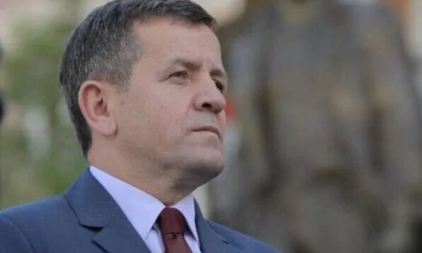 Remi s’e komenton për deklaratën e Haradinajt se “ka qenë turist në luftë”