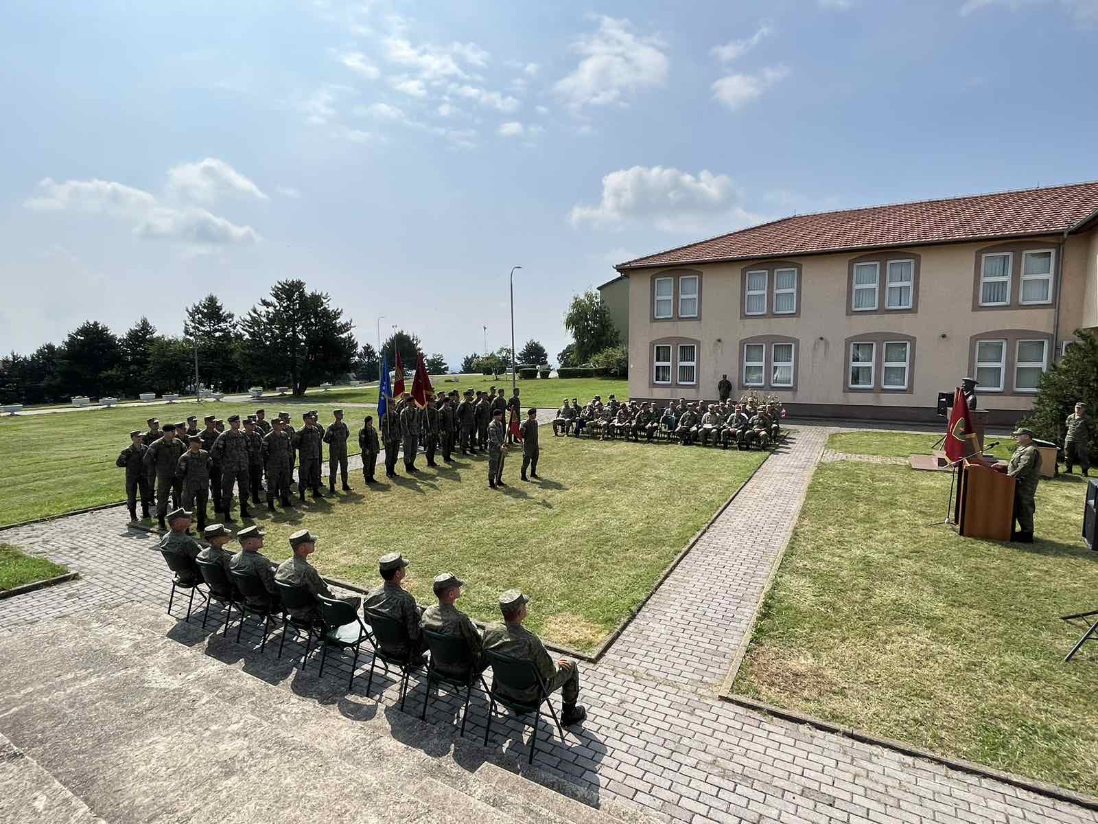 Ushtarët e FSK-së kryejnë me sukses kursin e Liderit Luftarak