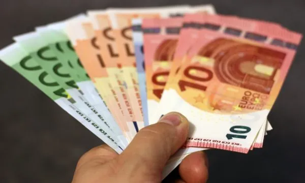 633 milionë euro për vetëm gjashtë muaj, Diaspora vazhdon të sjellë para në Kosovë