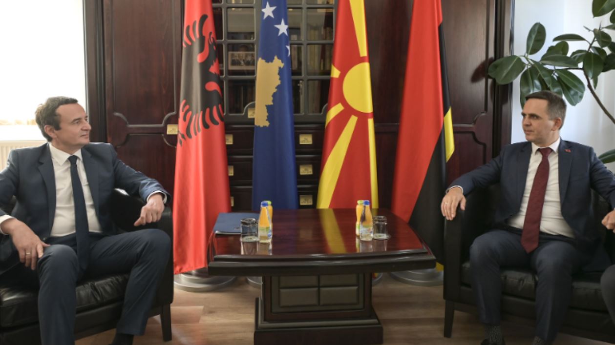 Kryetari i Tetovës e pranon përkrahjen e Kurtit për opozitën në Maqedoni: Doli në pah fronti i bashkuar