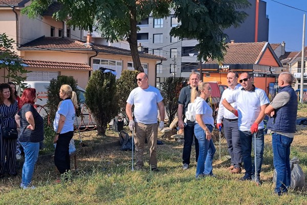 ​Përmbyllet java e pastrimit në Gjakovë, bëhet thirrje që të mbrohet ambienti