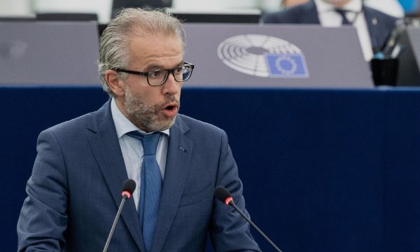 Deputeti holandez kritikon Stanon për deklaratën ndaj sulmit terrorist në veri: Ndaleni këtë qasje, kjo është e pajustifikueshme