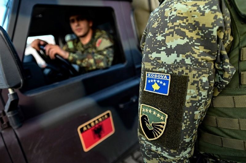 Ushtarët e Kosovës dhe ata të Shqipërisë stërviten së bashku