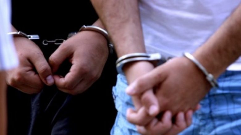 Operacion i antidrogës në Prishtinë, arrestohen tre persona