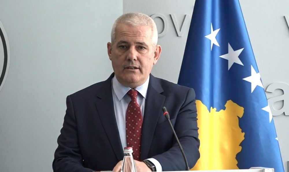 Policët kërkojnë rritje të pagave, arsyetohet Sveçla: I kuptojmë, por Kosova është vendi më i varfër në Evropë