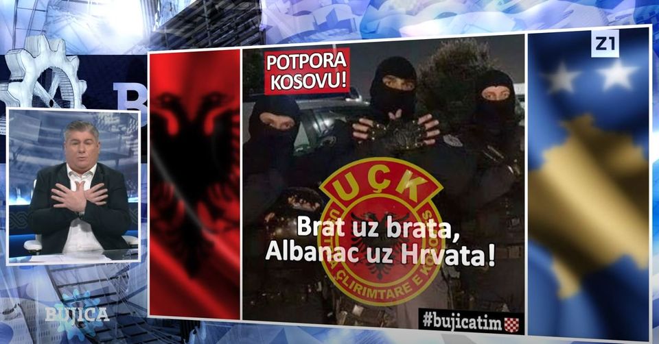 Gazetari kroat e bën shqiponjën dhe përshendet njësitë speciale, krerët e UÇK-së dhe Kurtin