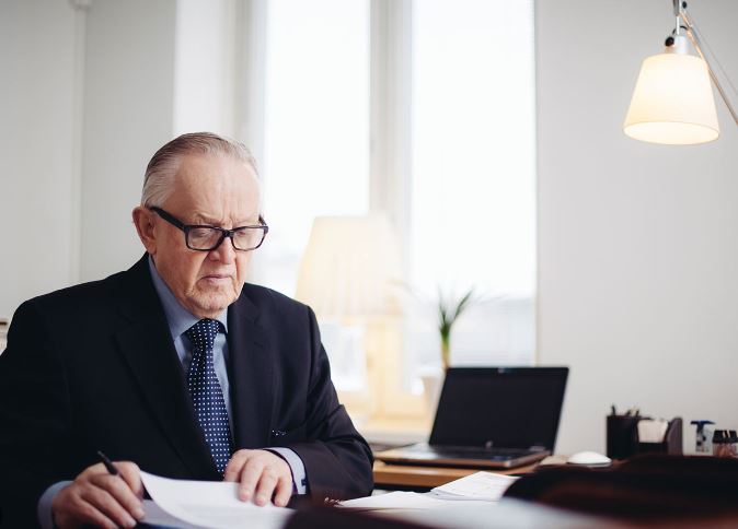 Osmani për Ahtisaarin: Do të mbetet përherë në kujtimet e popullit të Kosovës