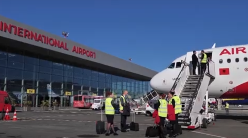 Kuqezinjtë fluturojnë drejt Moldavisë me “Air Albania”