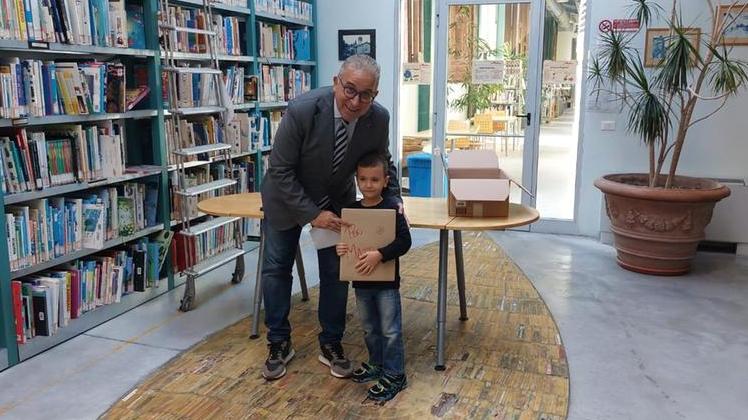Lexoi 125 libra për një vit, 5-vjeçari shqiptar shpallet ‘Lexuesi i Vitit’ në Itali