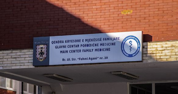 Sot protestojnë punëtorët teknikë të Qendrave Mjekësore Familjare të Prishtinës