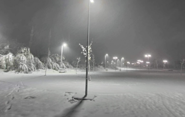 Në Sfircë të Dardanës bora kap shifrën 22 centimetra