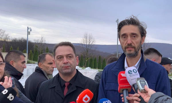 PDK homazhe në Prekaz: Nëntori, muaj i rëndësishëm për Shqipërinë e Kosovën