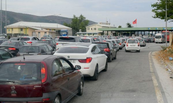 3.9 milionë hyrje nga Kosova drejt Shqipërisë deri në nëntor