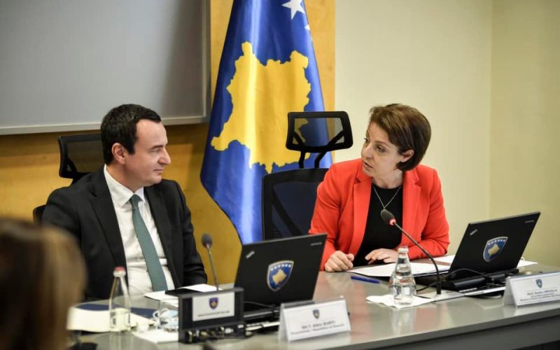 Qeveria e Kosovës organizon udhëtimin e parë pa viza