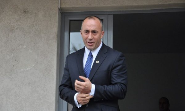 AAK-ja bëhet gati për zgjedhje, Haradinaj thotë se mund të mbahen në pranverë