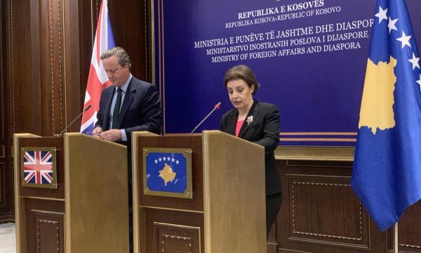 Gërvalla falënderon Britaninë: Reagoi menjëherë pas sulmit të 24 shtatorit dhe dërgoi trupa shtesë