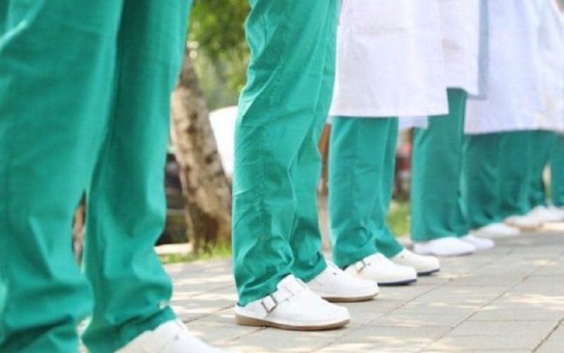 Nga 26 shkurti infermierët e QKUK-së në Grevë