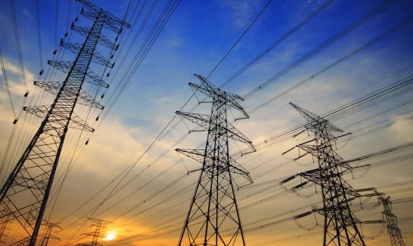 Importi i energjisë, Kosova bleu pak rrymë nga Serbia e Spanja