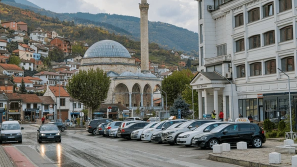 Prizren: Shoferi harron se ku e ka parkuar veturën, e denoncon rastin në Polici për vjedhje