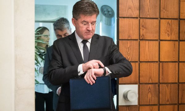 Lajçak gjatë takimit me krerët e shtetit gjerman flet për gjendjen e dialogut Kosovë-Serbi