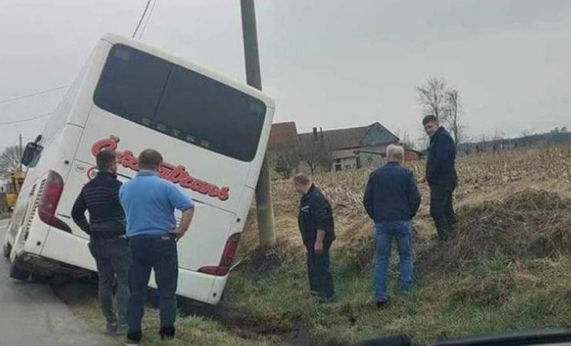 Kroaci, aksidentohet autobusi me 20 studentë, dy prej tyre kërkojnë ndihmë mjekësore