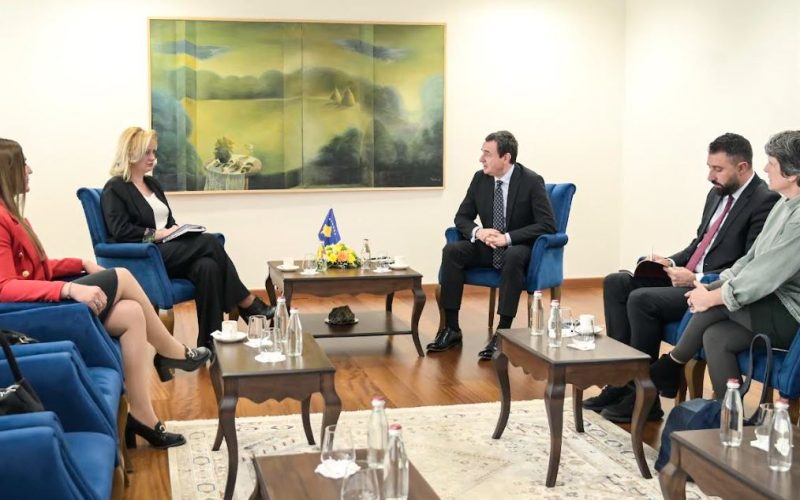 Kurti takon nënkryetaret e Mitrovicës së Veriut, Zveçanit e Leposaviqit- bisedojnë për situatën në katër komunat