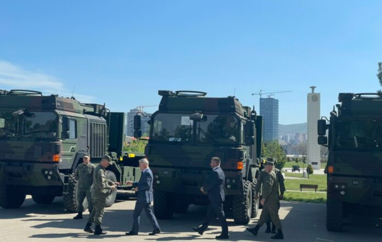 Eksperti i sigurisë: Kamionët që i mori sot FSK-ja nga Gjermania mund të përdoren edhe si kundërajrorë