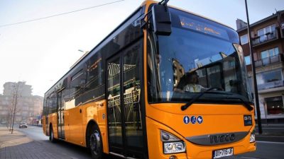 Komuna mbyll stacionet e autobusëve, qytetarët dhe ekspertët janë kundër