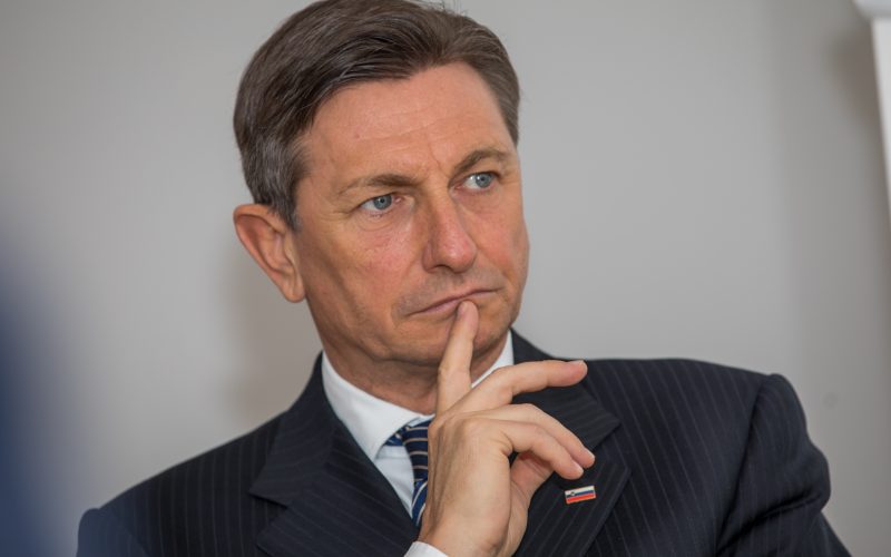 Pahor paraqet interes për të drejtuar dialogun Kosovë-Serbi, a do të zgjidhet ai si zëvendësuesi i Lajçakut?