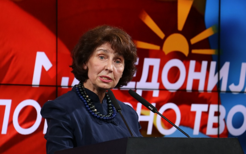 Nga sot Siljanovska Davkova presidente e re e Maqedonisë së Veriut